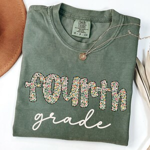 Comfort Colors Fourth Grade Teacher Shirt 4th Grade Teacher Teacher Appreciation Gift 4th Grade Teaching Tee Fourth Grade Elementary School
