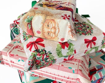 Reusable Christmas Fabric Wrapping paper, Fabric Gift Bags