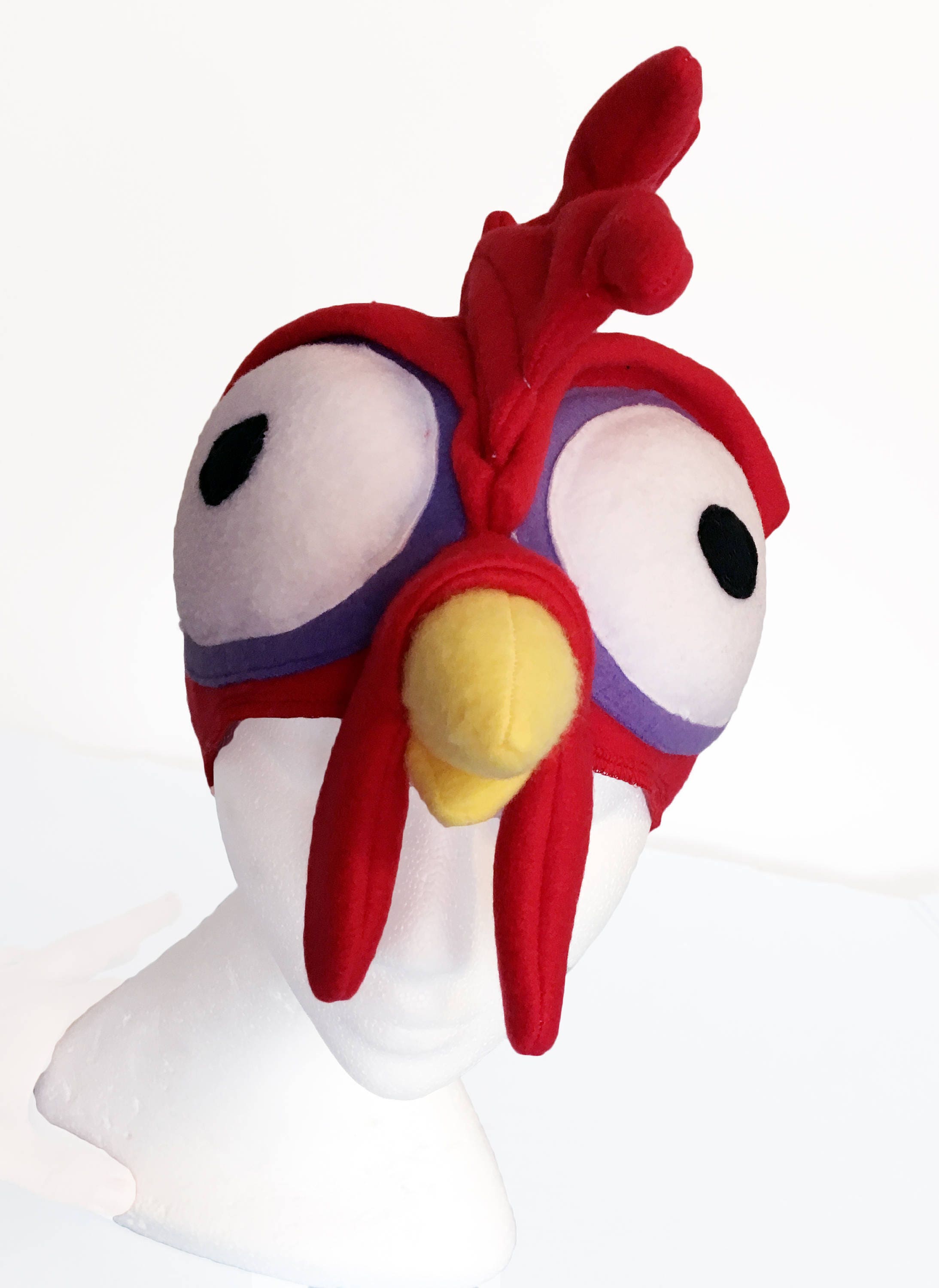 ストロベリーキャットビーニー　HEIHEI ヘイヘイ Heihei Inspired Silly Chicken Hat, Fleece. Five Sizes: Newborn to