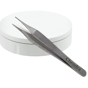 Pince à épiler personnalisée avec texte gravé amusant fantaisie pour travaux manuels, fabrication de bijoux, cueillette, perlage, mini pinces en acier inoxydable de 4,75 po.