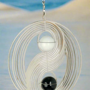 Yin-Yang Cosmo Wind Spinner - Mirror-Finished Stainless Steel with Glass Balls