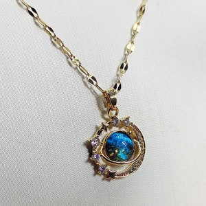 Space Planet Pendant Necklace, Handmade Celestial Jewelry, Unique Solar System Accessory, Perfect Gift for Astronomers Space Lovers, Pendant