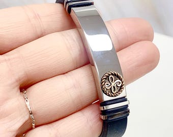 Edelstahl-Silikon-Armband mit rosévergoldetem Freundschaftssymbol & eingravierter Nachricht - Unisex Geschenk