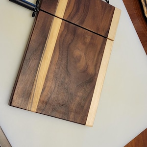 Wood cheese slicer
