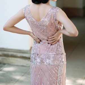 Zilverroze Tule - jaren 1920 Art Deco Jurk, Kralen Jurk, Beaded Tabard, Vintage Flapper, The Great Gatsby, Downton Abbey, jaren 1920 Trouwjurk