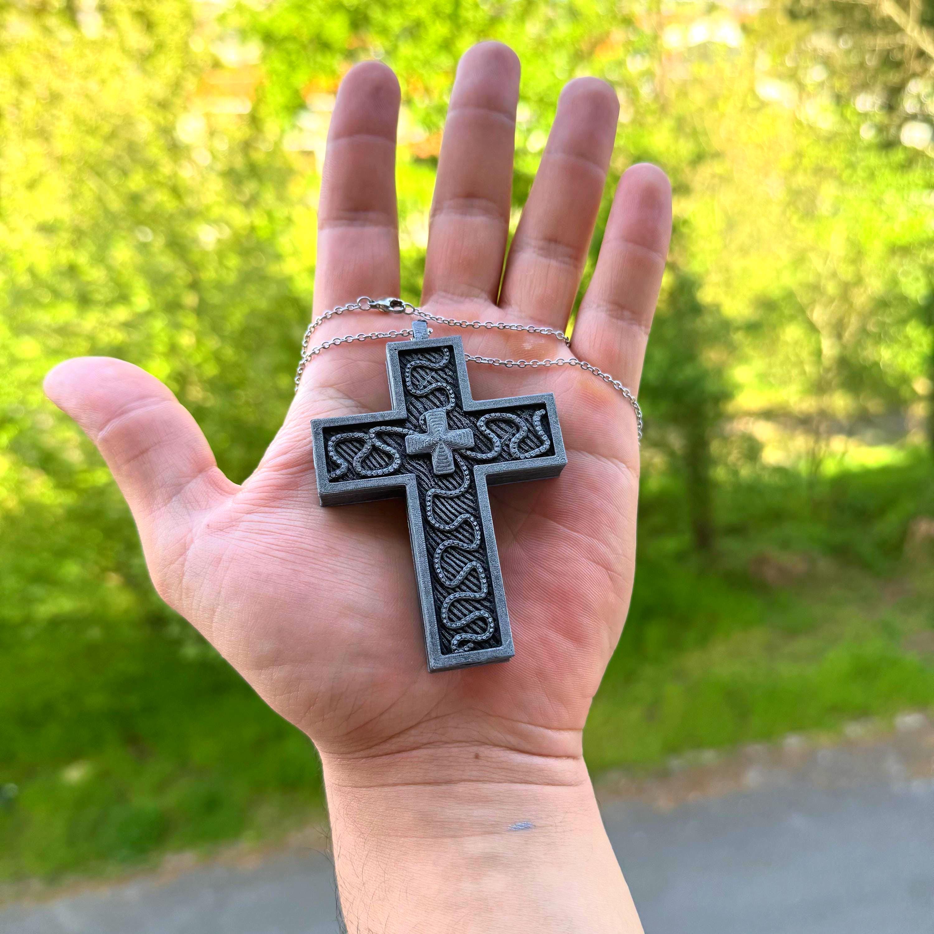 Thanos 230 - Squid Thanos Game & Cross Necklace – Collectible Gem Holder, Fantasy Superhero Gift