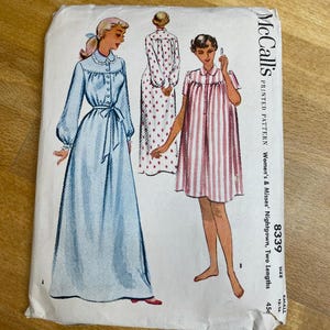 McCall&#39;s 1950&#39;s Vintage Nightgown & Robe Pattern #8339