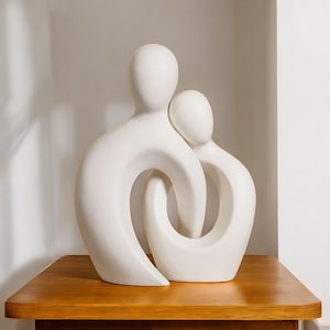 Heart Shaped Ceramic Couple Sculpture, Handmade Stoneware Lover Statue for Romantic Home Decor & Anniversary Gifts