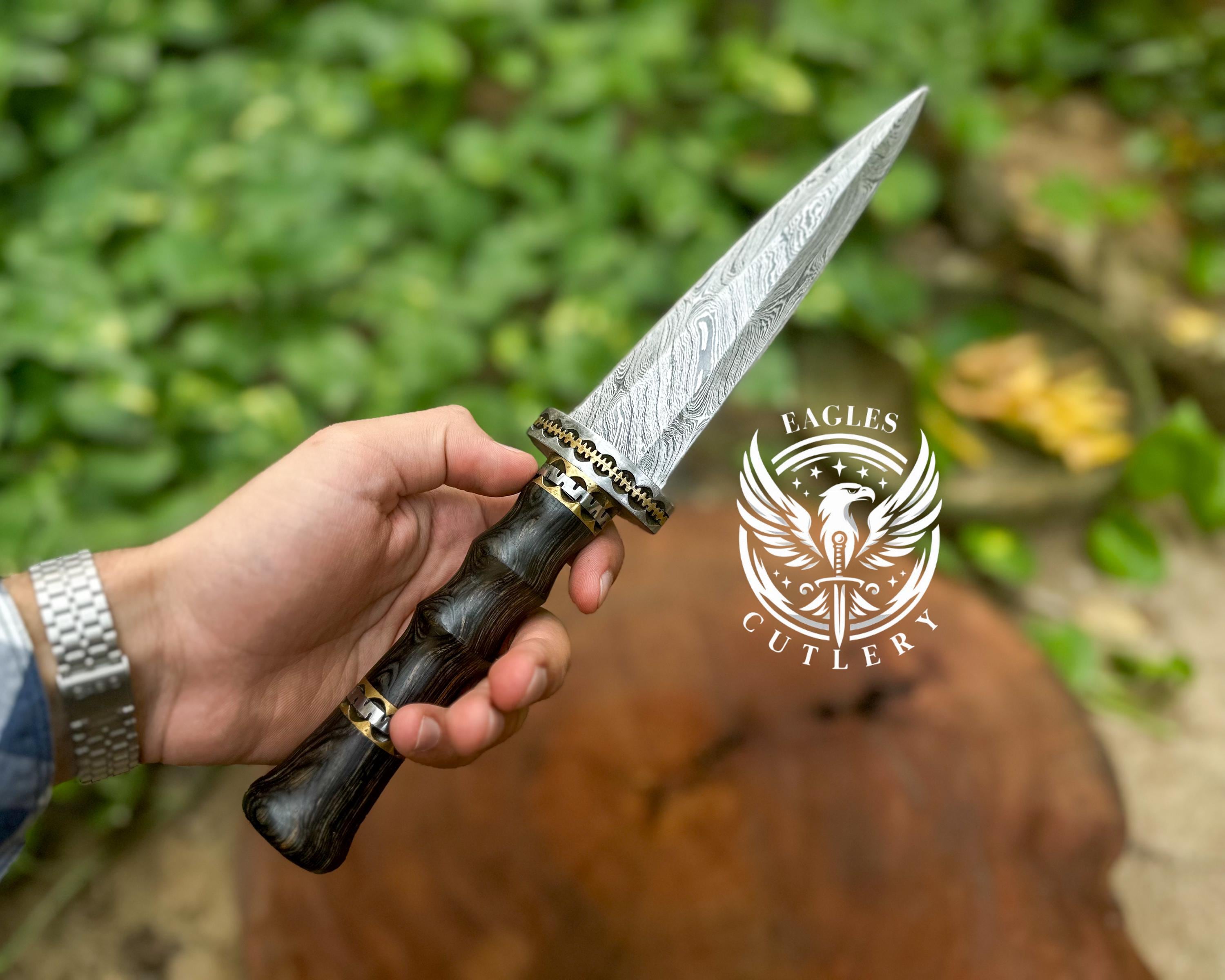 波状の刃のダガー　クリス　インドネシア クリス 文化遺産オンライン