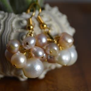 Pink, white & Mauve Freshwater Pearls on Gold plated brass earrings. Handmade, wire wrapped, earrings, wedding, bridal, June birthstone.