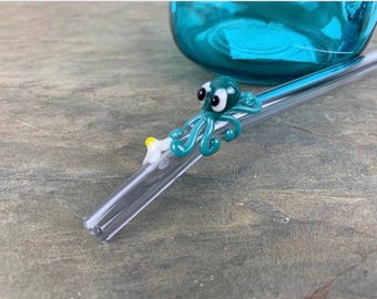 Aqua Octopus and Daisy on Bent Lavender Glass Straw- Unique Drinking Straw- Cute Critter- One of a Kind Gift Idea- Tiny Animal- Customizable