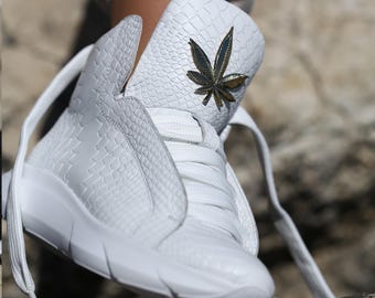 Zapatillas de piel blanca hechas a mano, zapatos de diseño de caña alta, lujo para mujer, tradición italiana