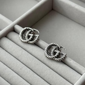 VTG Gucci Designer Vintage GG Monogram Silver Earrings Stamp Logo Gray Studs Snakeskin