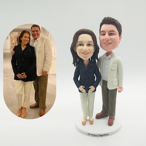 Custom Couple Bobblehead Figurines: Personalized Wedding Cake Topper