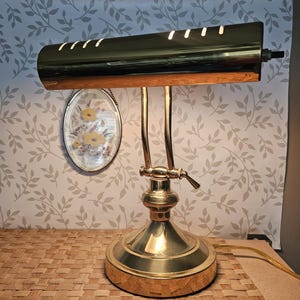 Vintage Brass Banker&#39;s Desk Lamp: Adjustable Piano Light