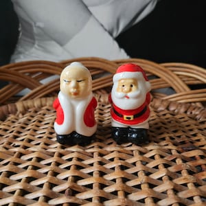 Vintage Santa and Mrs. Claus Salt and Pepper Shakers
