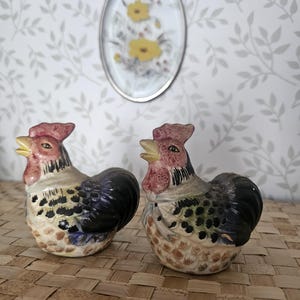 Vintage Ceramic Blue Chicken Salt and Pepper Shakers