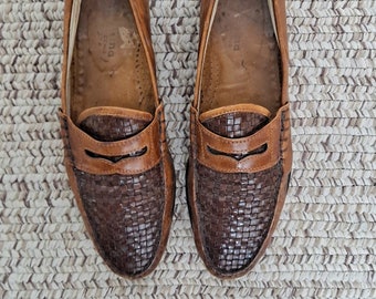 Vintage 90s Two Tone Woven Leather Loafers Men 11 women 12.5 preppy hipster college boy girl campus loafers Michael Jackson moonwalk indie