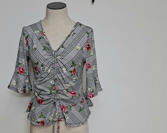 Vintage 90s Y2K Plaid Floral Ruffle Top women medium ruffle sleeves fitted blouse stretchy raver