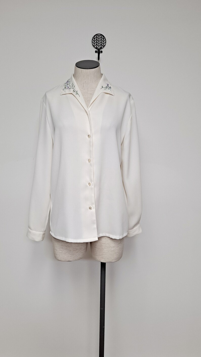 Vintage 90s Cream White Button Up Embroidered Blouse women small med secretary blouse tie waist loose flowy top floral top collared blouse image 5