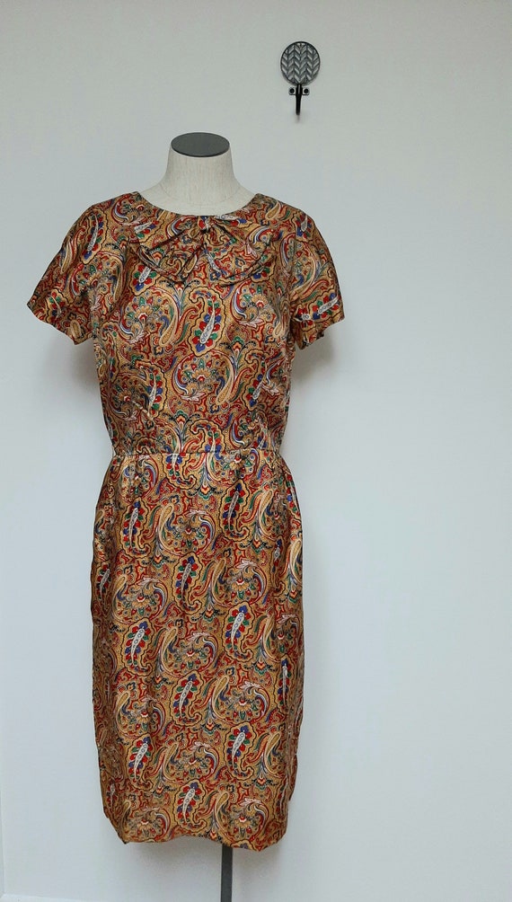 Vintage 1950s Handmade Gold Paisley Mad Men Cockt… - image 1