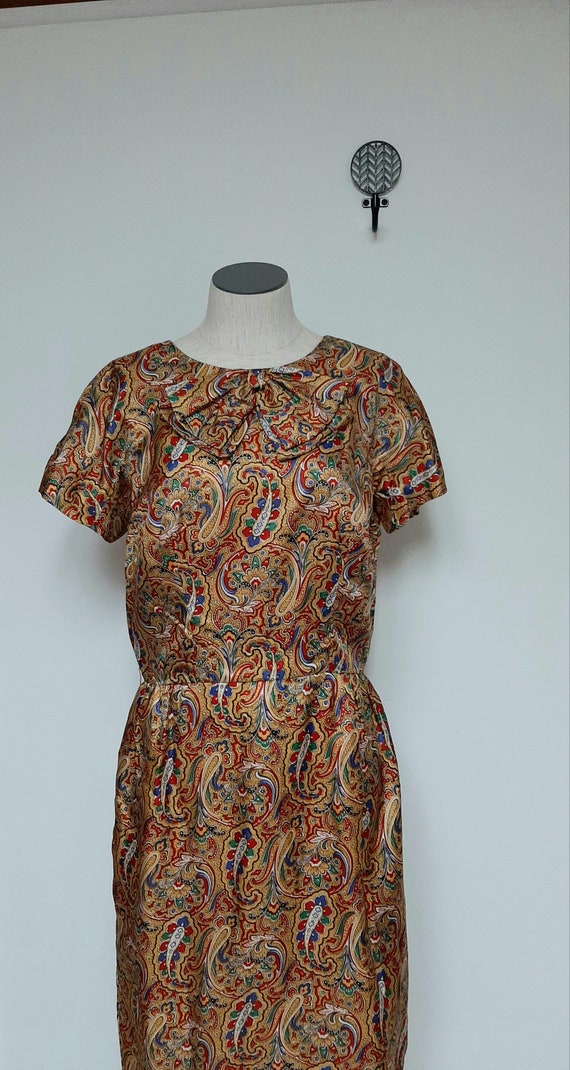 Vintage 1950s Handmade Gold Paisley Mad Men Cockt… - image 2