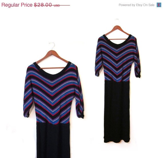 Vintage 70s CHEVRON Striped V Neck Knit Dress s m… - image 1