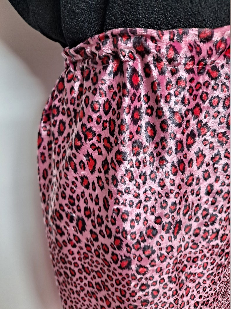 Vintage 90s Romy & Michelle Hot Pink Cheetah Print Pencil Skirt with Feather Trim women medium large disco skirt club kid raver image 7