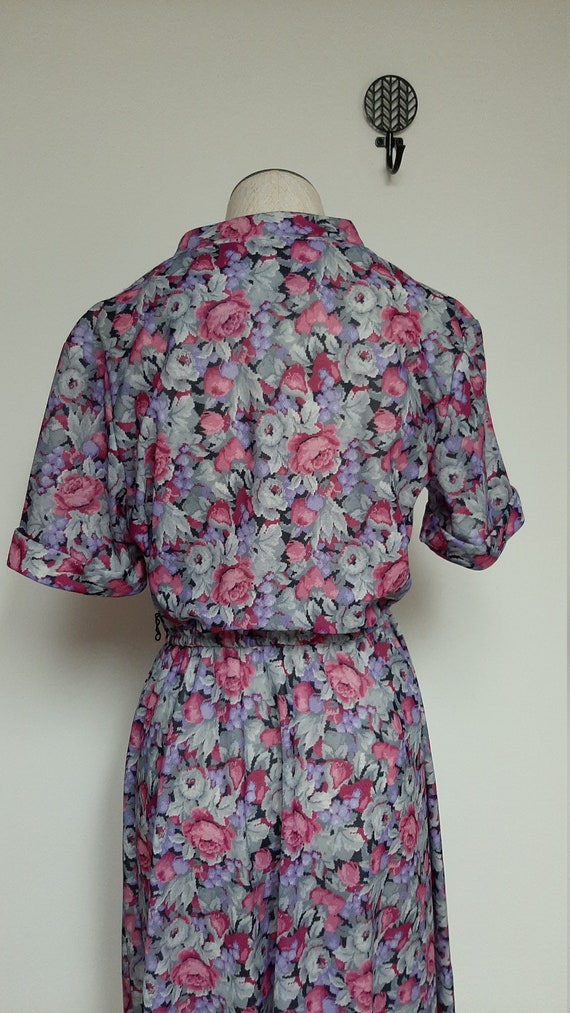 Vintage 80s Pink and Purple PIXELATED Floral Day … - image 5