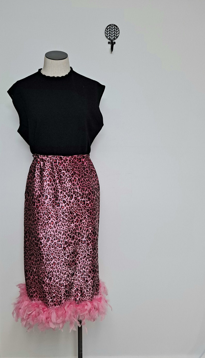 Vintage 90s Romy & Michelle Hot Pink Cheetah Print Pencil Skirt with Feather Trim women medium large disco skirt club kid raver image 1