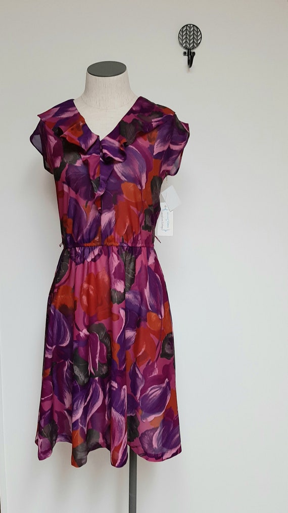 Vintage 70s FUSCHIA Flyaway Ruffle Skater Dress xs