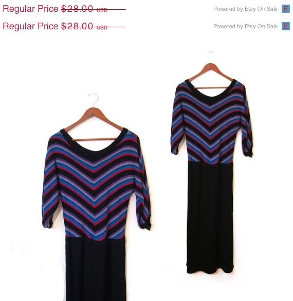 Vintage 70s CHEVRON Striped V Neck Knit Dress s m… - image 2