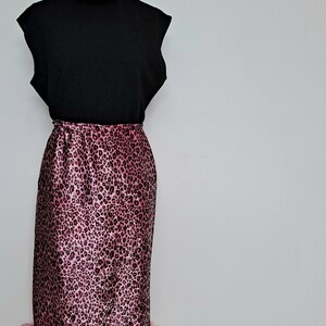 Vintage 90s Romy & Michelle Hot Pink Cheetah Print Pencil Skirt with Feather Trim women medium large disco skirt club kid raver image 5