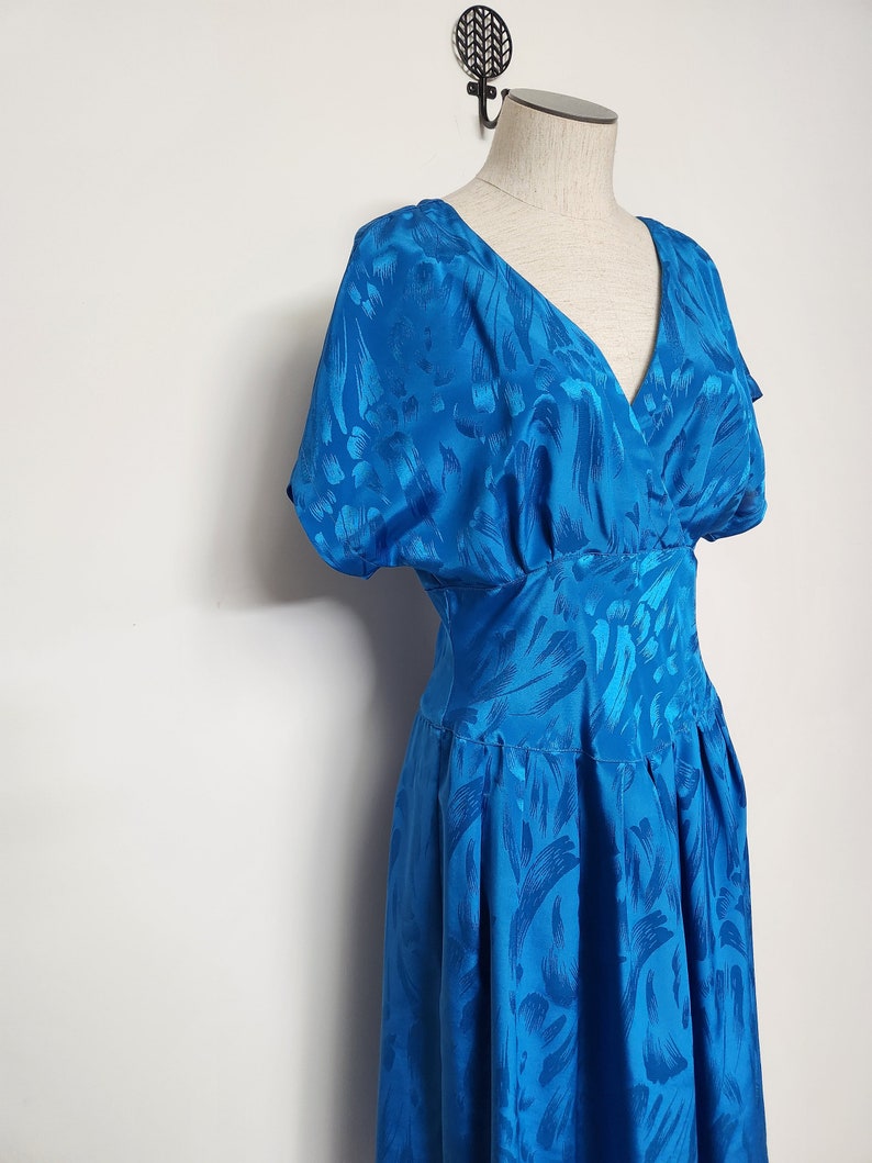 Vintage 80s CERULEAN Blue Flowy V Neck Day Dress s m cocktail dress deep v image 2