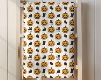 Black Cat Pumpkin Tea Towel Vintage Halloween Kitchen Decor Jack O Lantern Hostess Gift