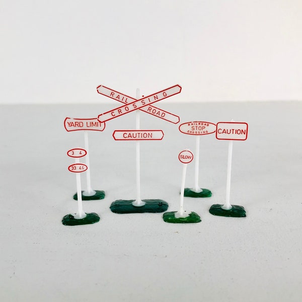 Vintage Tyco HO Scale Model Train Miniature Railroad Crossing Signs Lot of 6, Red and White, 1980s Toy Train Accessories / Road Signs