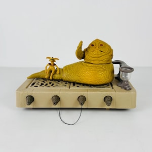 Original 1983 Kenner Star Wars Jabba the Hutt Action Playset with Salacious Crumb Figurine, Clean and in Working Condition
