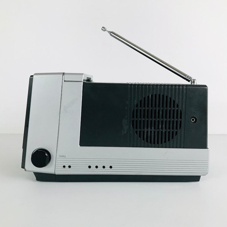 1980s Panasonic Portable Television Radio Combo with Retractable Handle and 5 Screen, Vintage 1980s Analog Electronics, Tested Works Great image 4