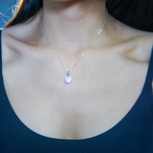 Pink Opal Herz Halskette | Natürlicher Edelstein Schmuck | Zierliche Minimalist Halskette | Geschenk für Sie