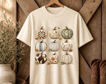 Cozy fall pumpkins decorative tee for autumn, Its fall yall shirt, Vintage look, Thanksgiving outfit, Pumpkin patch graphic top