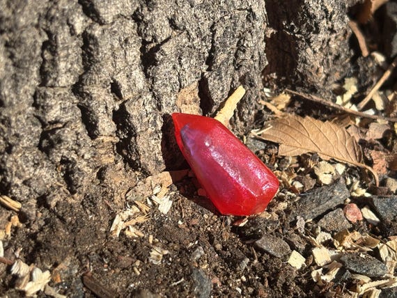 Kylo ren Kyber Crystal - rfid - Star Wars - galaxy edge - Disney