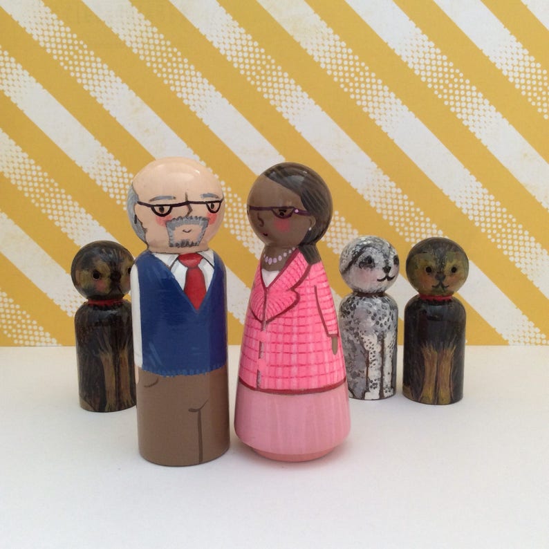 Custom Peg Doll Family Set, Unique Wooden Family Portrait Painted Personalized Peg Dolls Wooden Toys, Made to Order Doll Family, handmade 画像 8