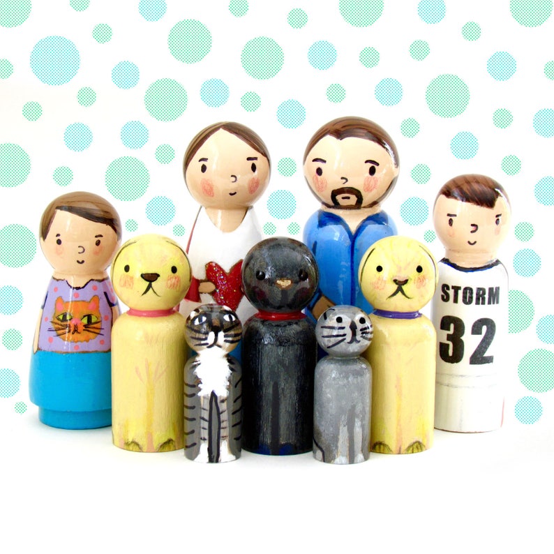 Custom Peg Doll Family Set, Unique Wooden Family Portrait Painted Personalized Peg Dolls Wooden Toys, Made to Order Doll Family, handmade 画像 7