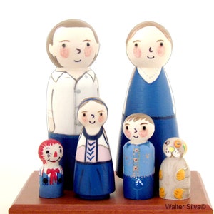 Custom Peg Doll Family Set, Unique Wooden Family Portrait Painted Personalized Peg Dolls Wooden Toys, Made to Order Doll Family, handmade 画像 3