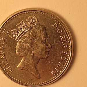 Elizabeth 11 d.g - Etsy 日本