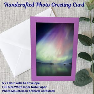 Carte de voeux photo faite main de nature | Aurore | Aurores boréales | Île de Guemes WA | Carte 5 x 7 | Photo brillante 4 x 6 | Papier cartonné violet d'archives