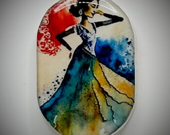 Dancer 35mm x50mm rounded oval