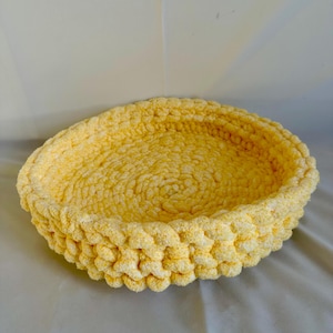Crocheted Cozy Cat Crib Bed