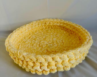 Crocheted Cozy Cat Crib Bed