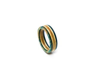 Wooden Skateboard Ring (blue)